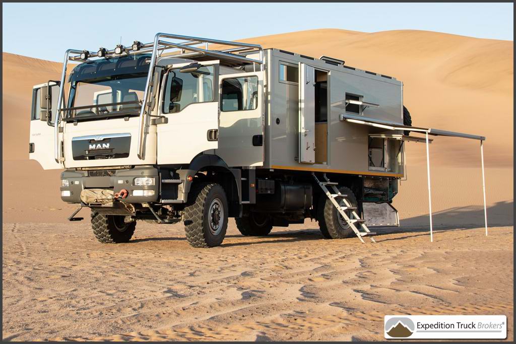 Camion MAN TGM 4x4 Double Cab Tout terrain pour un équipage de 5 personnes