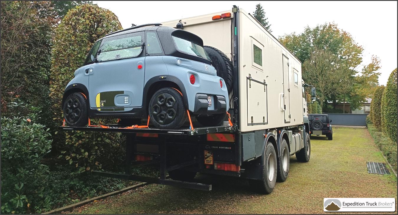 MAN TGA 26.480 6x6 Fernrreisefahrzeug mit Micro-Car Bühne