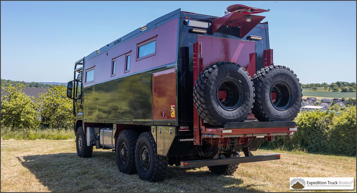 MAN TGS 26.480 6x6 Expedition Truck met grote QUAD garage